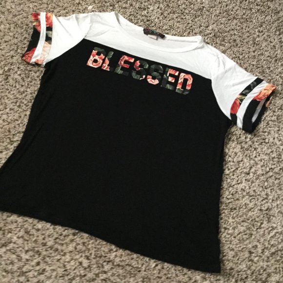 Blessed Floral Tee - Picture 2 of 2